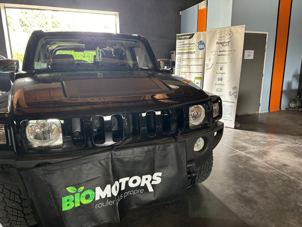 Installation d’un boîtier éthanol homologué sur Hummer H3 dans notre garage à Eyguières.