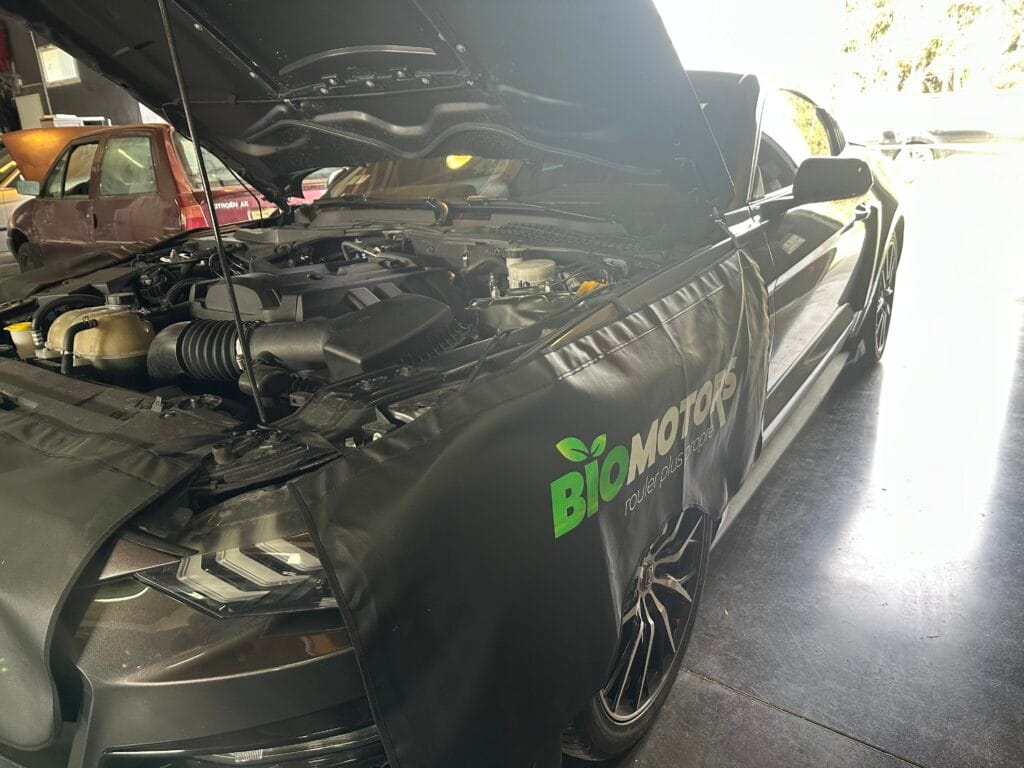 Conversion éthanol d’une Ford Mustang – pose professionnelle E85.
