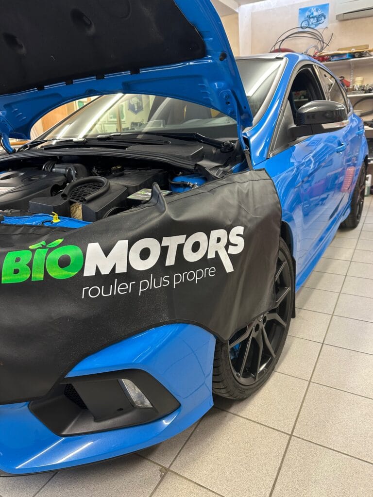 Conversion éthanol sur Ford Focus RS – pose de boîtier homologué.